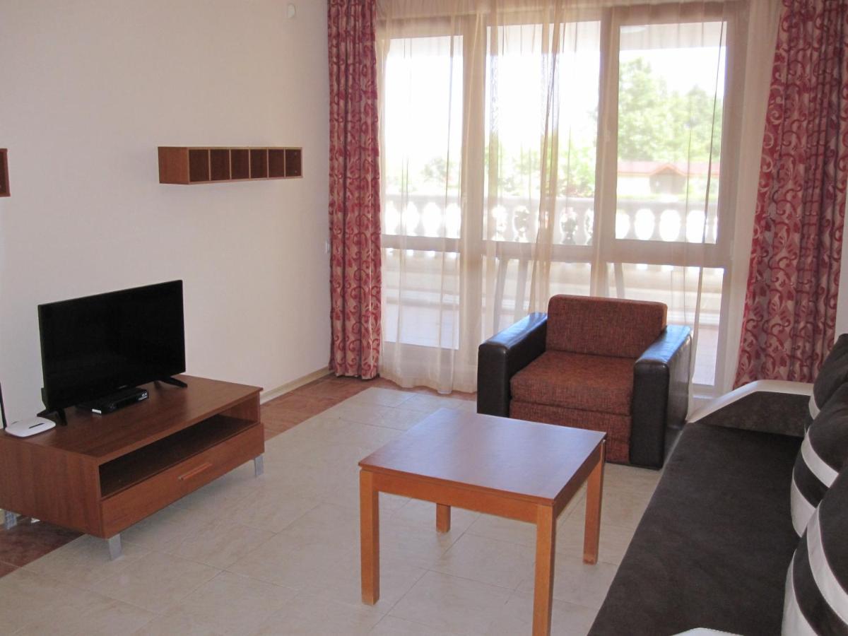 Byala Palace Apartments Extérieur photo