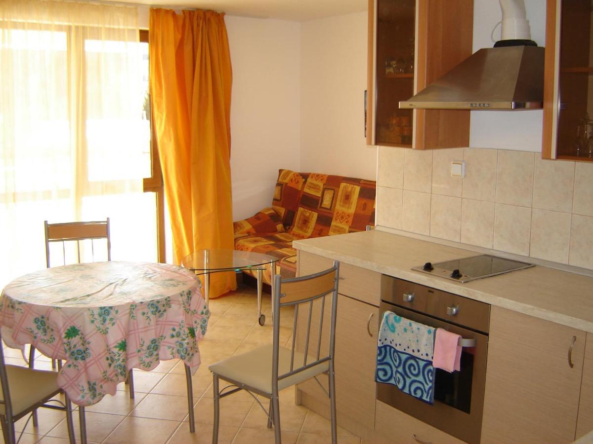 Byala Palace Apartments Extérieur photo