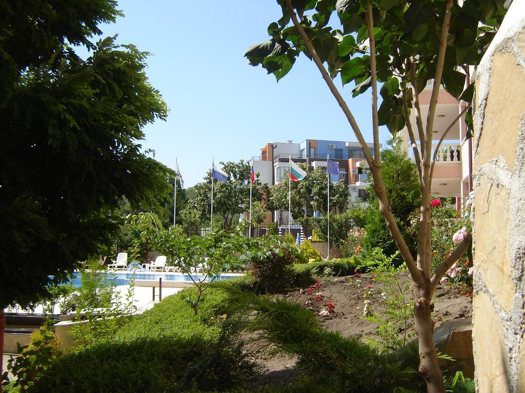 Byala Palace Apartments Extérieur photo