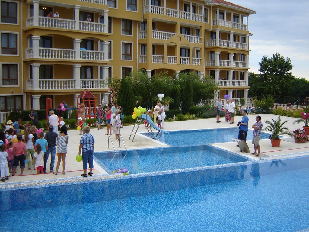 Byala Palace Apartments Extérieur photo