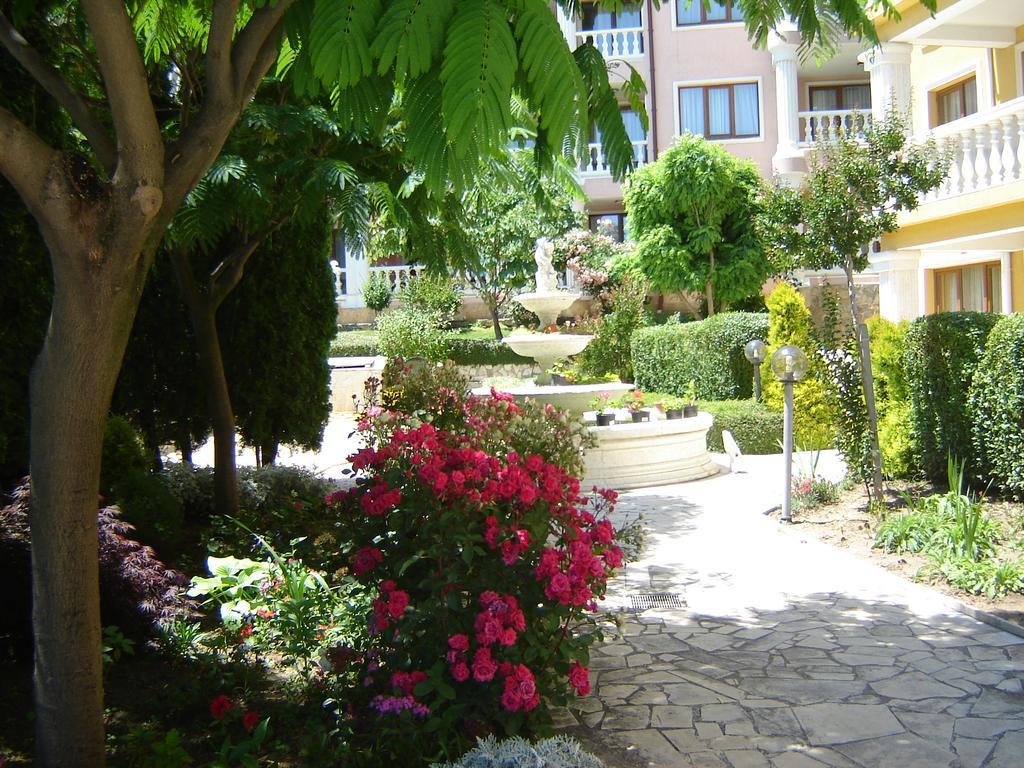 Byala Palace Apartments Extérieur photo