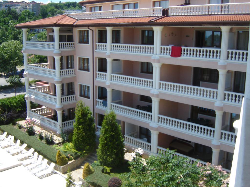 Byala Palace Apartments Extérieur photo