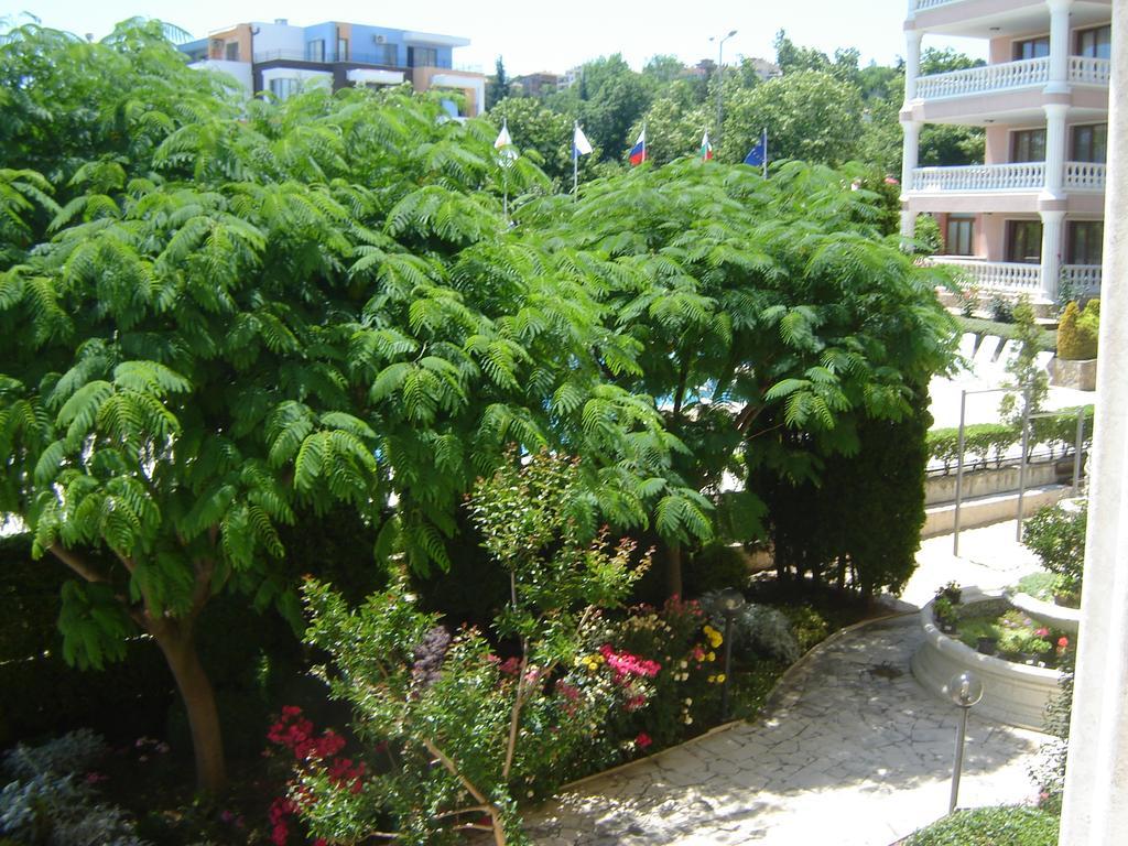 Byala Palace Apartments Extérieur photo