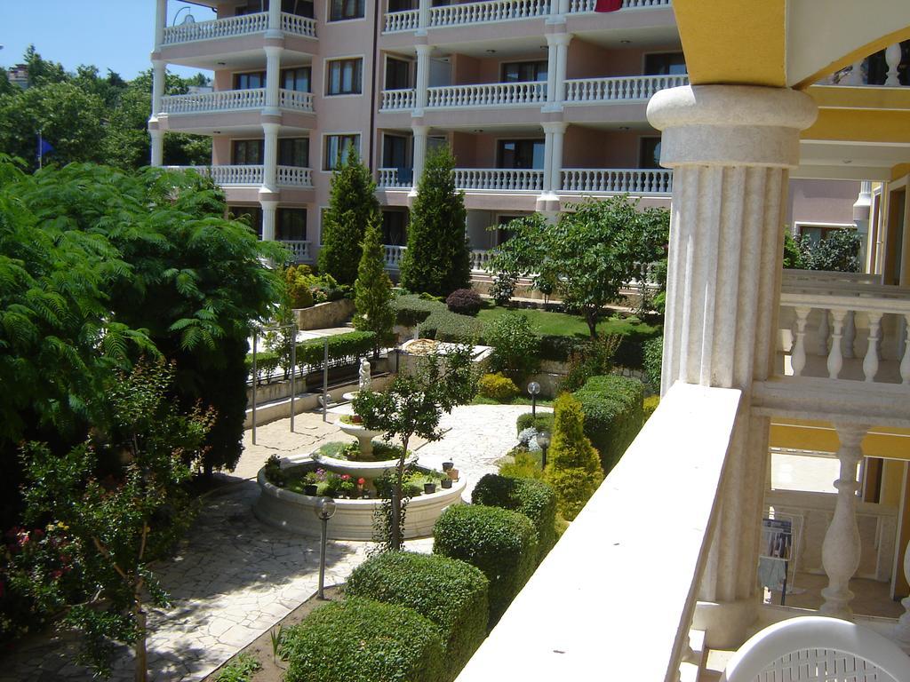 Byala Palace Apartments Extérieur photo