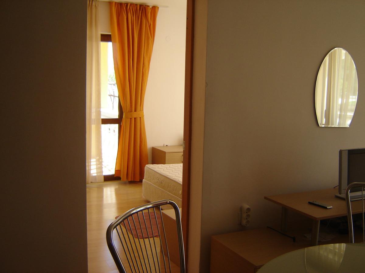 Byala Palace Apartments Extérieur photo