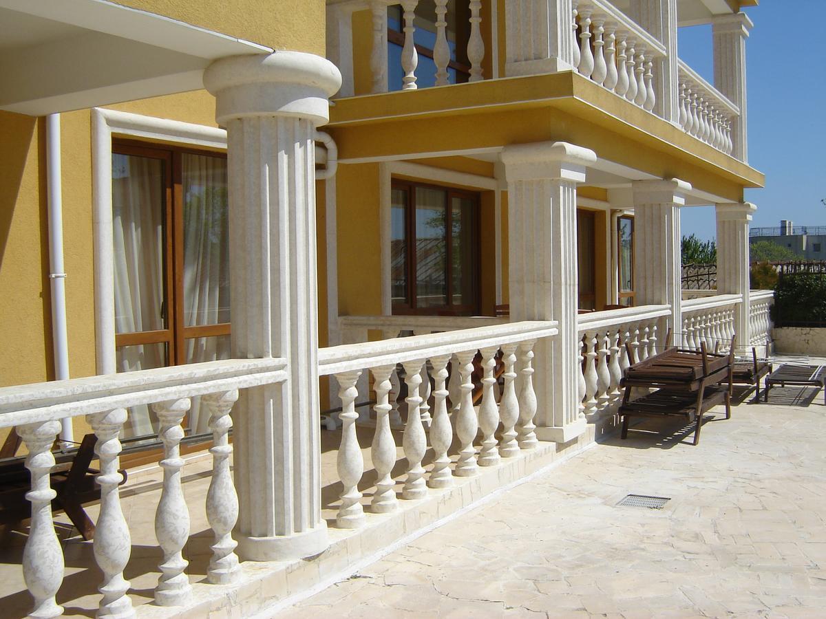 Byala Palace Apartments Extérieur photo