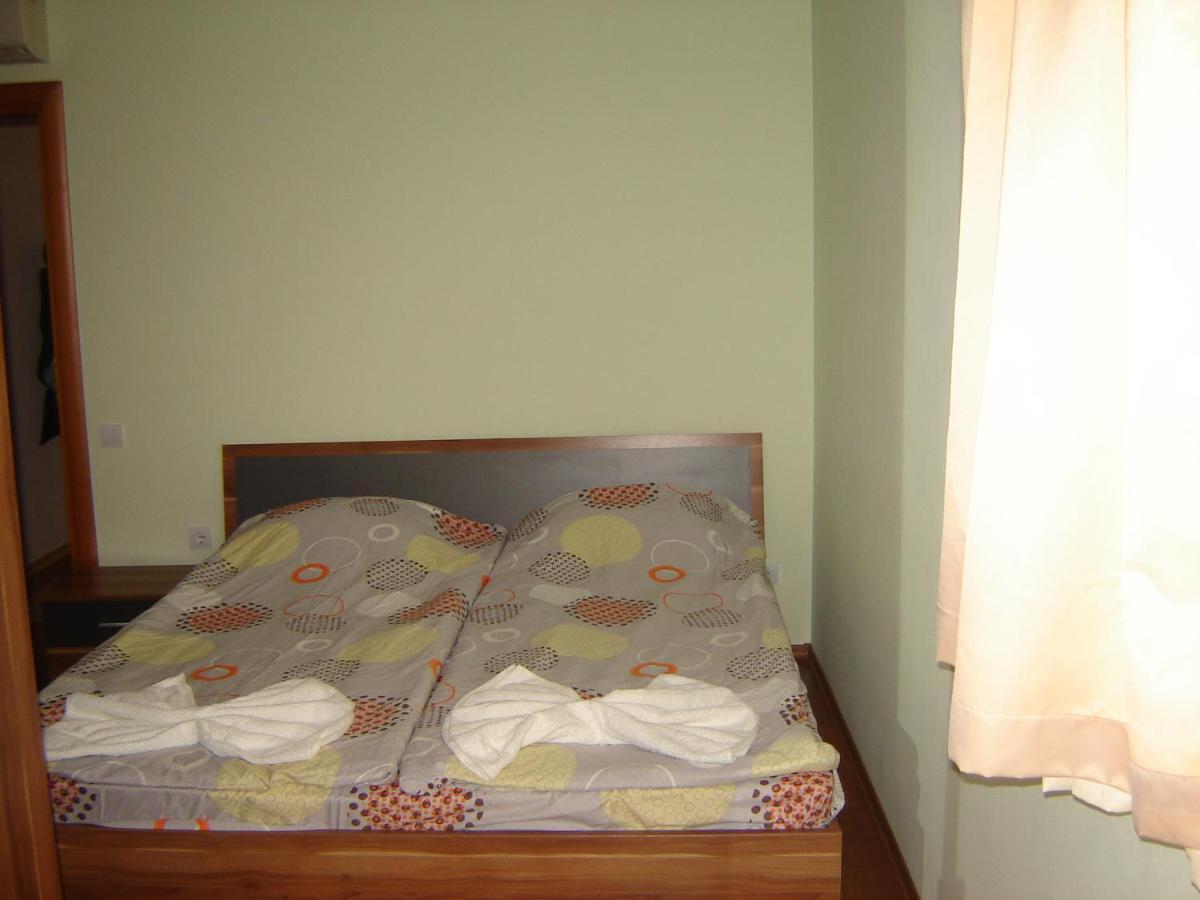 Byala Palace Apartments Extérieur photo