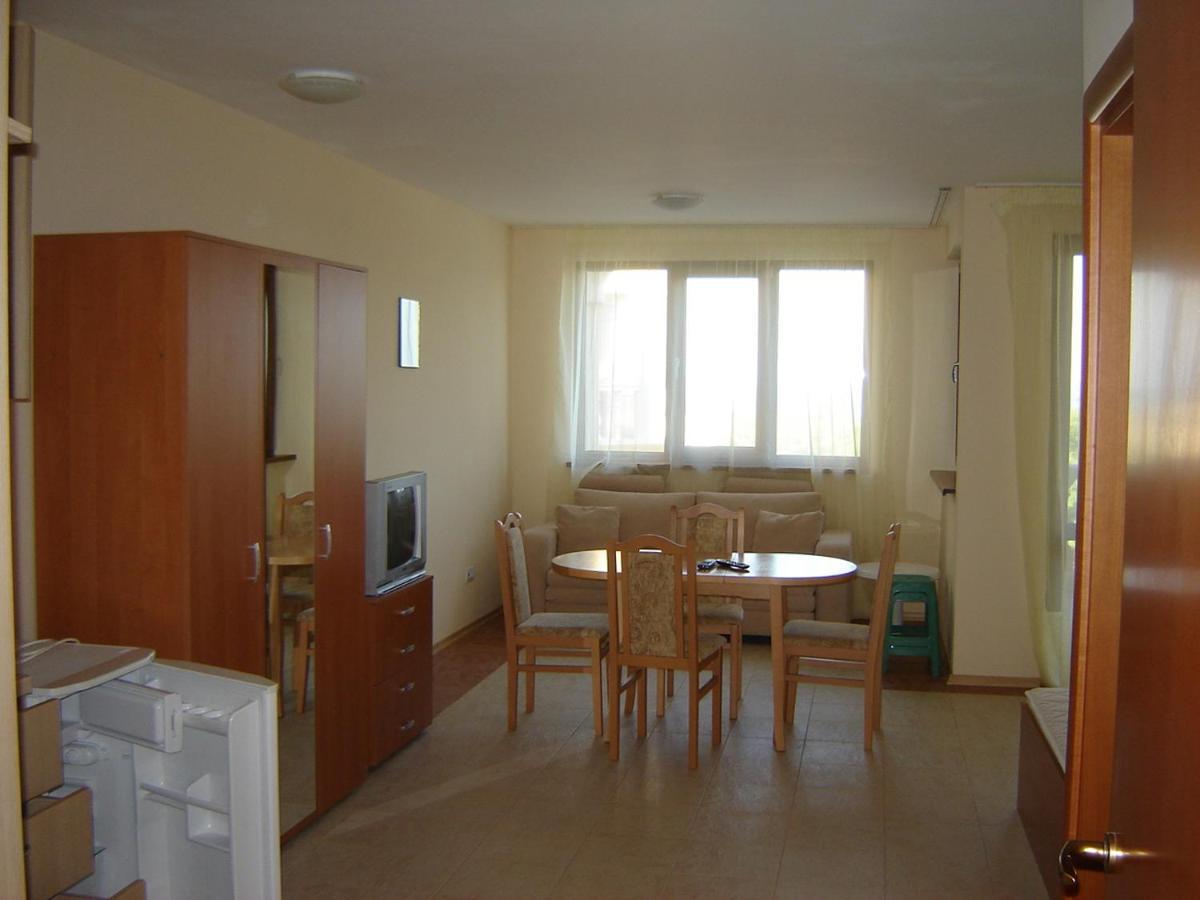 Byala Palace Apartments Extérieur photo