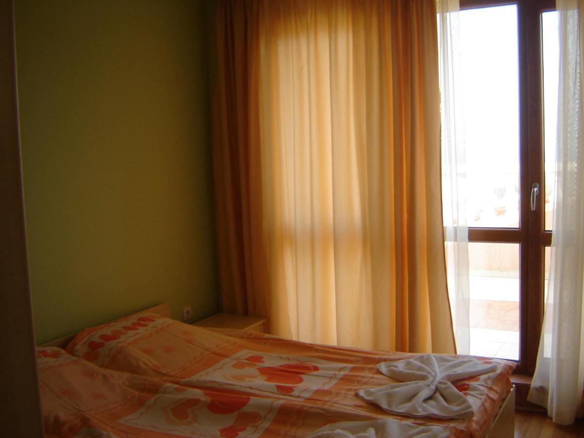 Byala Palace Apartments Extérieur photo
