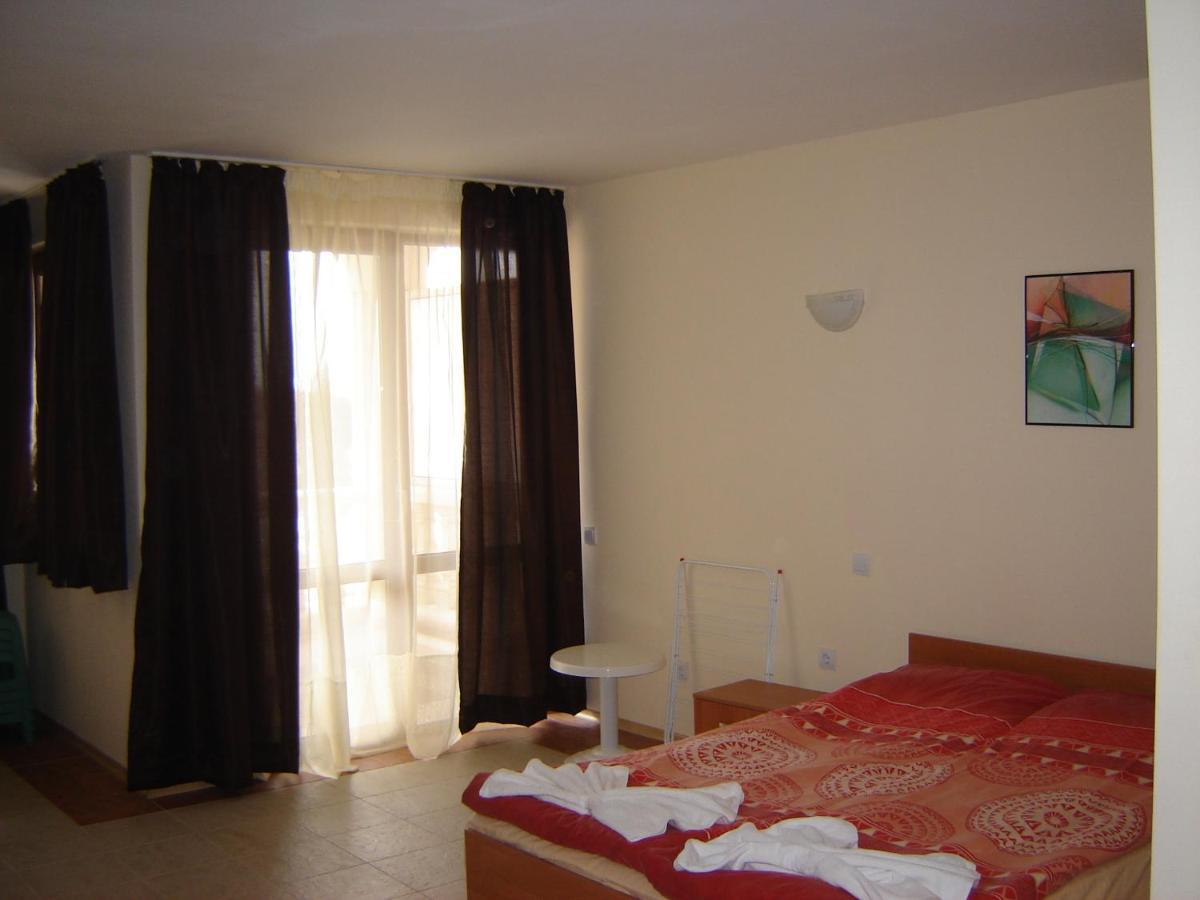 Byala Palace Apartments Extérieur photo
